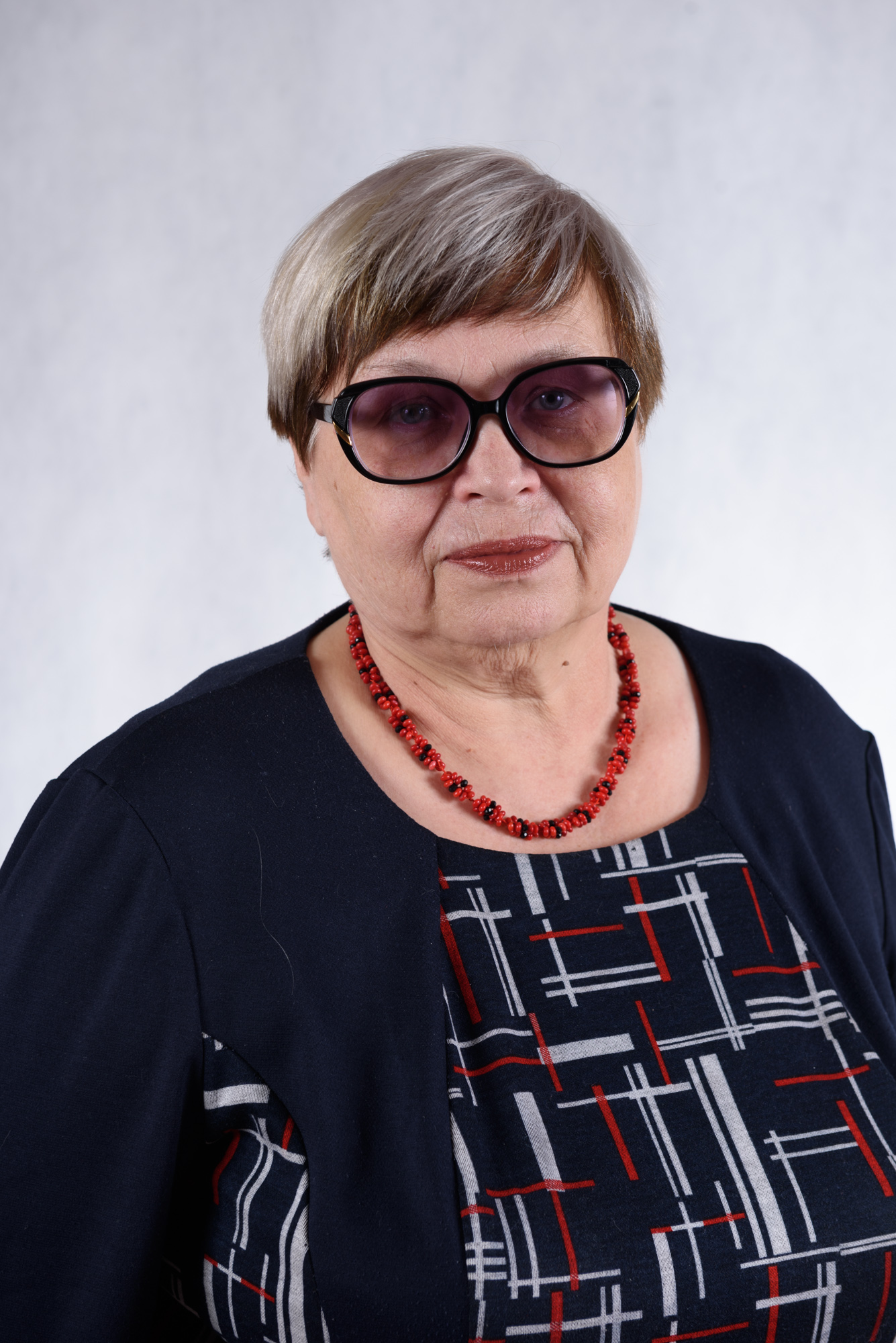 Ламеко Елена Петровна.