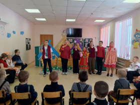 Первоклассный театр.